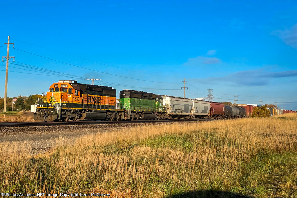 BNSF 1833 EAST